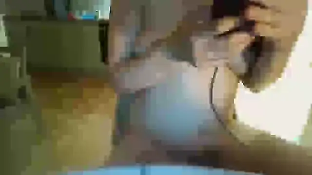 Snapshot of Sandrababe1010 chatting on 09/18/25, 06:32 Sandrababe1010 online show from 09/18/25, 06:32