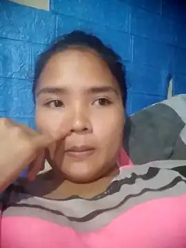 Sexy-Mama25 online show from 10/16/25, 06:03