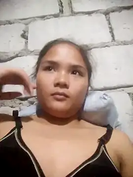 Sexy-Mama25 online show from 11/11/25, 02:39