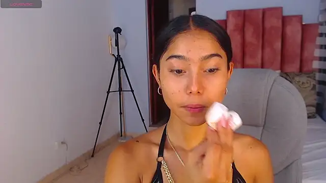 Snapshot of Milaa_Star_ chatting on 09/16/25, 04:02 Milaa Star online show from 09/16/25, 04:02