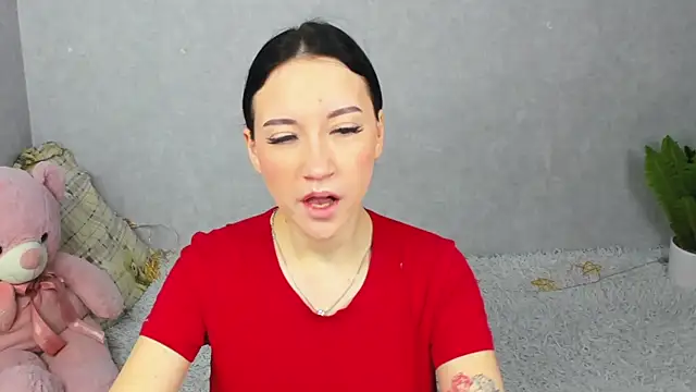 EileenMoores online show from 12/02/25, 07:14