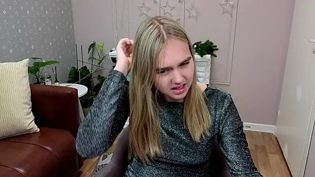 Snapshot of Vel1ka chatting on 01/13/26, 04:51 Vel1ka online show from 01/13/26, 04:51