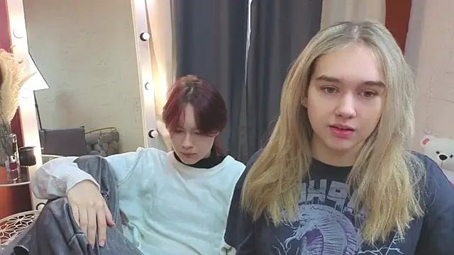 Snapshot of Vel1ka chatting on 02/05/26, 05:01 Vel1ka online show from 02/05/26, 05:01