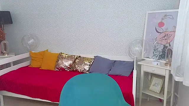 Snapshot of Vel1ka chatting on 03/18/26, 12:19 Vel1ka online show from 03/18/26, 12:19