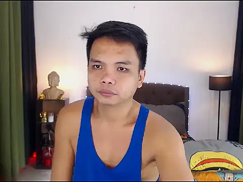 Snapshot of XExtraServiceManX chatting on 10/09/25, 01:03 XExtraServiceManX online show from 10/09/25, 01:03