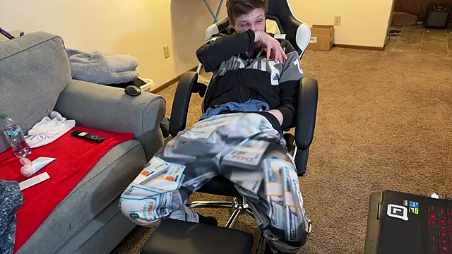 BigIncognitoXXX online show from 06/04/26, 11:27