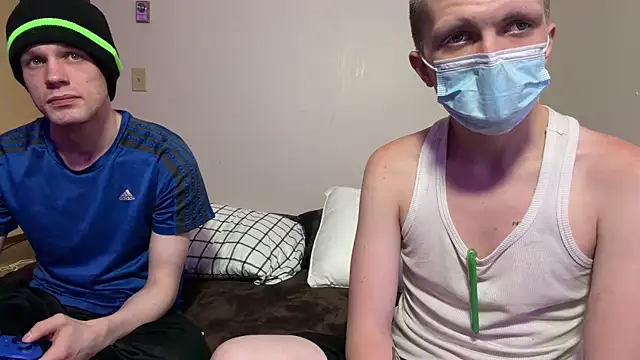 Snapshot of BigIncognitoXXX chatting on 07/19/26, 04:49 BigIncognitoXXX online show from 07/19/26, 04:49