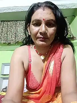 Snapshot of ZIVAA chatting on 06/12/26, 07:24 ZIVAA online show from 06/12/26, 07:24
