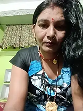 Snapshot of ZIVAA chatting on 06/20/26, 02:14 ZIVAA online show from 06/20/26, 02:14