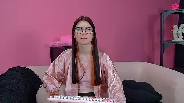 MelissaMays online show from 03/16/26, 05:44