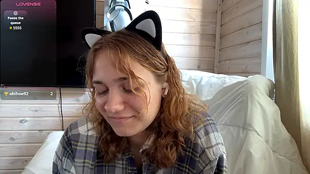 SunPunnyGirl online show from 09/12/25, 07:08