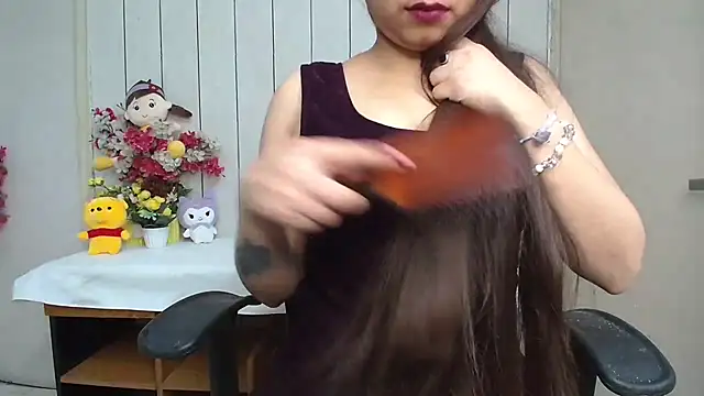 Snapshot of ruby100 chatting on 02/14/26, 11:18 ruby100 online show from 02/14/26, 11:18