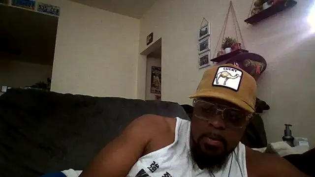 Str8ishVegasGuy online show from 10/17/25, 07:22