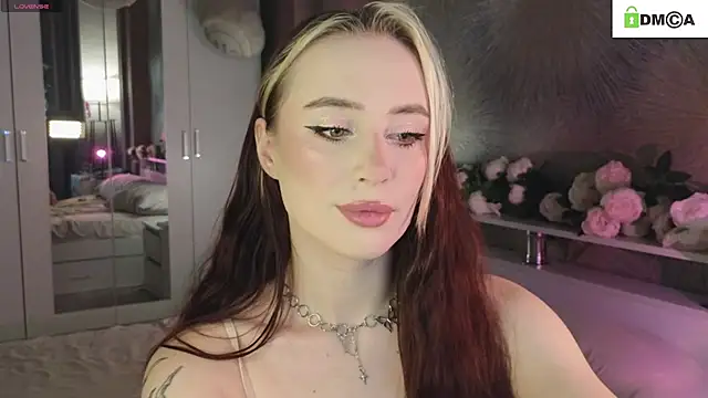 Snapshot of RubyMiracles chatting on 10/14/25, 02:29 RubyMiracles online show from 10/14/25, 02:29