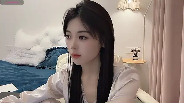 bao-bao- online show from 11/06/25, 03:35