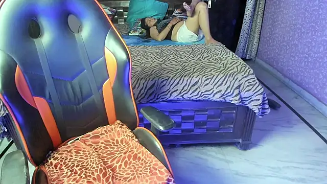 Snapshot of ShylaGill chatting on 10/16/25, 10:22 ShylaGill online show from 10/16/25, 10:22