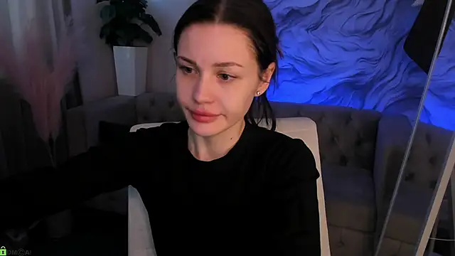 Aria Mila online show from 04/16/26, 03:07