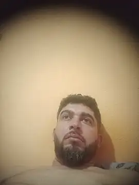 Snapshot of Leozim92 chatting on 08/09/26, 01:51 Leozim92 online show from 08/09/26, 01:51