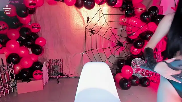 Natti london online show from 10/13/25, 08:20