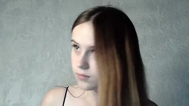 SweetLoraa online show from 09/10/25, 05:24