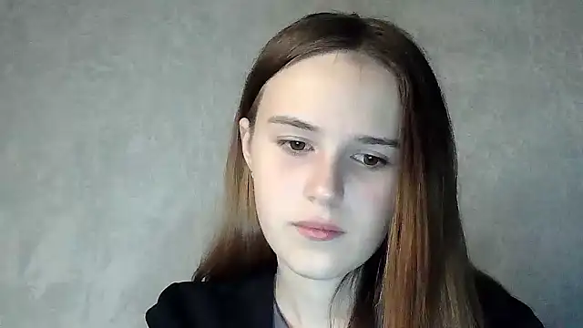 SweetLoraa online show from 09/19/25, 07:03