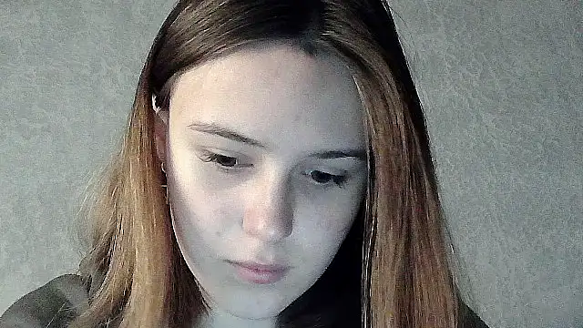 SweetLoraa online show from 10/15/25, 02:50