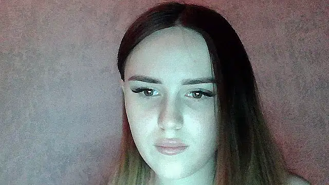 SweetLoraa online show from 01/10/26, 09:05