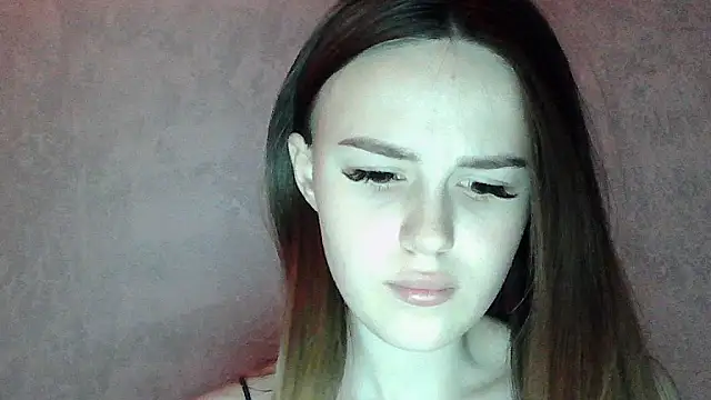 SweetLoraa online show from 03/31/26, 04:07