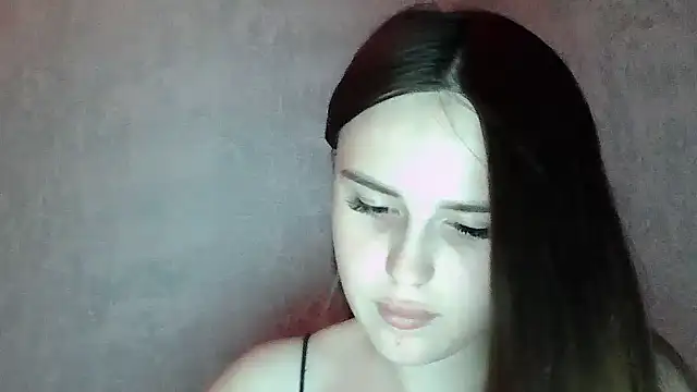 Snapshot of SweetLoraa chatting on 07/18/26, 11:30 SweetLoraa online show from 07/18/26, 11:30