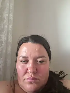 SunnyLeila2101 online show from 06/28/26, 03:40