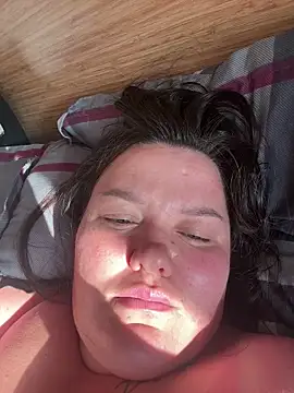 SunnyLeila2101 online show from 06/30/26, 03:29
