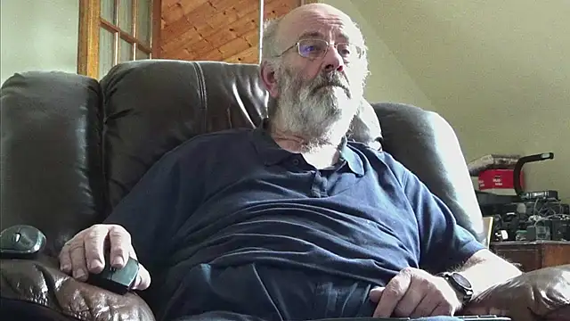 janzer13 online show from 02/19/26, 01:51