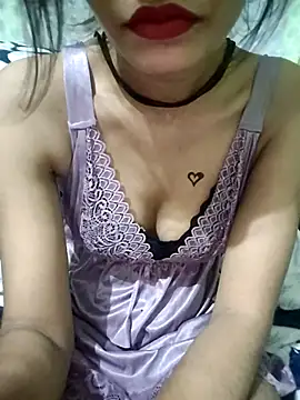 Snapshot of Crystil_love-21 chatting on 09/13/25, 09:31 Crystil love-21 online show from 09/13/25, 09:31