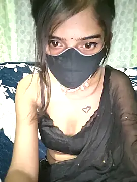 Snapshot of Crystil_love-21 chatting on 09/21/25, 01:35 Crystil love-21 online show from 09/21/25, 01:35