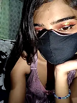 Snapshot of Crystil_love-21 chatting on 10/01/25, 10:32 Crystil love-21 online show from 10/01/25, 10:32