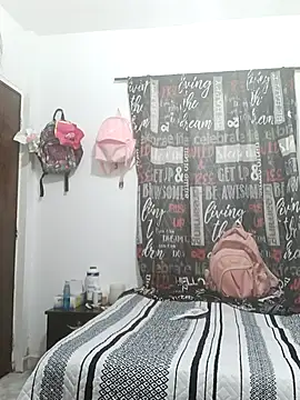 Snapshot of maria_angel11 chatting on 09/11/25, 06:35 maria angel11 online show from 09/11/25, 06:35