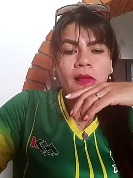 Snapshot of maria_angel11 chatting on 09/18/25, 03:03 maria angel11 online show from 09/18/25, 03:03