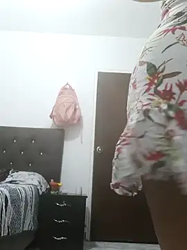 Snapshot of maria_angel11 chatting on 09/24/25, 03:10 maria angel11 online show from 09/24/25, 03:10