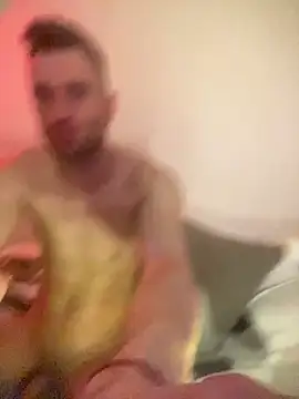 Snapshot of sexbooy27 chatting on 03/08/26, 02:04 sexbooy27 online show from 03/08/26, 02:04