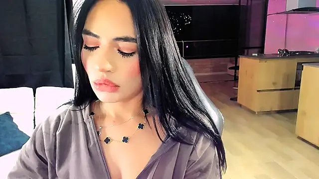 Snapshot of your_babydoll_ chatting on 04/11/26, 12:59 your babydoll online show from 04/11/26, 12:59