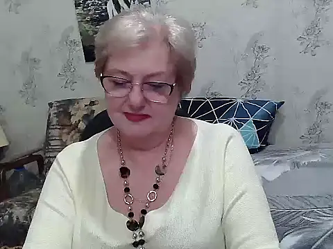 Snapshot of Renata62011 chatting on 06/14/26, 03:47 Renata62011 online show from 06/14/26, 03:47