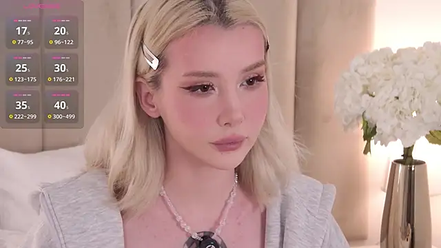 Nesolla online show from 09/09/25, 10:26