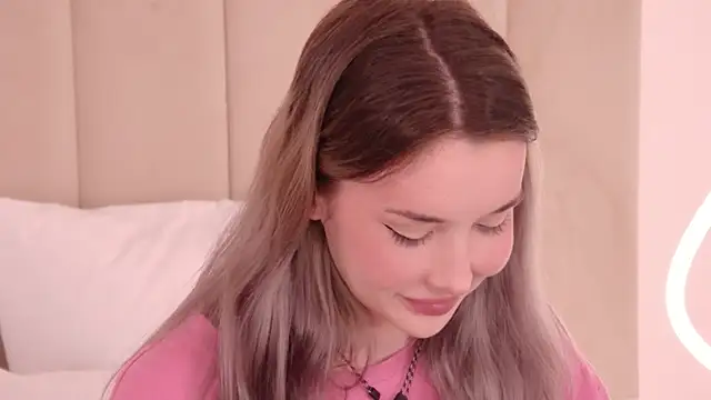 Nesolla online show from 03/27/26, 08:26