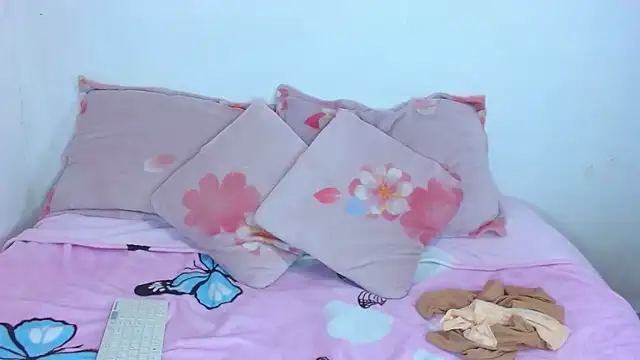 Snapshot of Gabi_Jhons_23 chatting on 03/13/26, 11:06 Gabi Jhons 23 online show from 03/13/26, 11:06