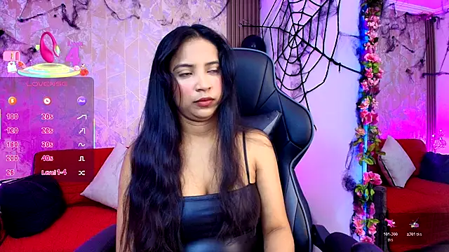 SophiaWalker 1 online show from 10/27/25, 11:58