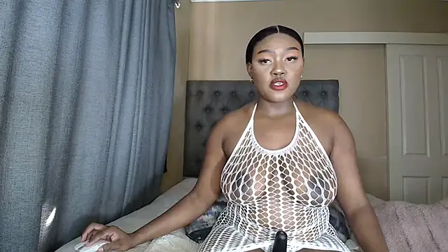 nanababe1 online show from 02/11/26, 10:09