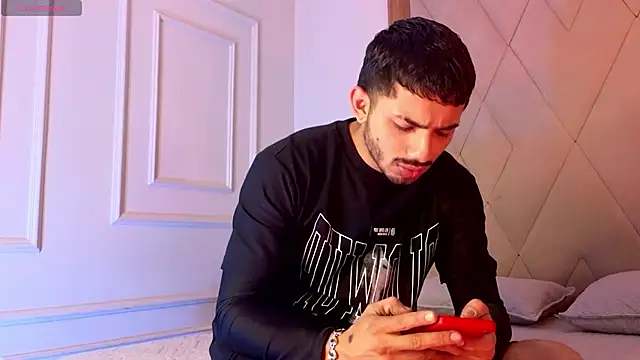 ArturoCardona  online show from 01/17/26, 02:16