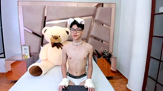 AustinFluf online show from 09/11/25, 11:54