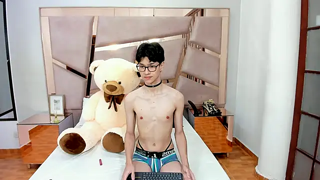 AustinFluf online show from 09/22/25, 11:45