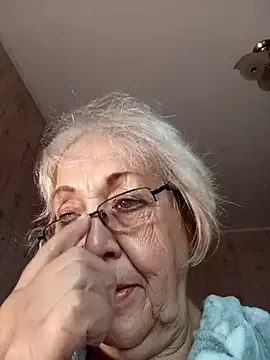 Snapshot of Anatolia5961 chatting on 11/01/25, 04:14 Anatolia5961 online show from 11/01/25, 04:14